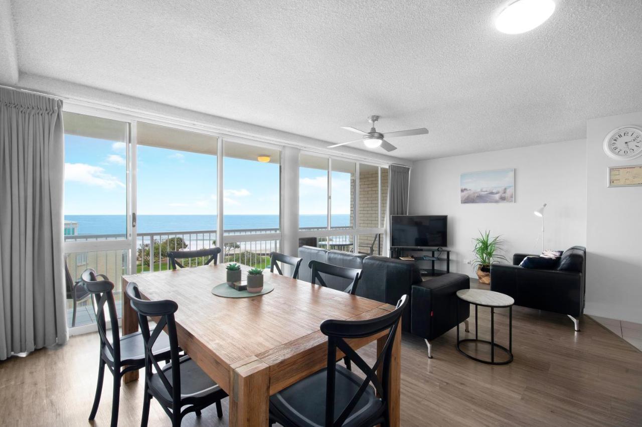 Capeview Apartments - Right On Kings Beach Калаундра Экстерьер фото